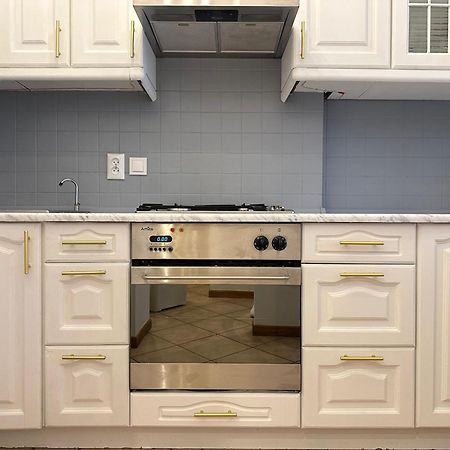 ורשה Charming Apartment At Old Town מראה חיצוני תמונה
