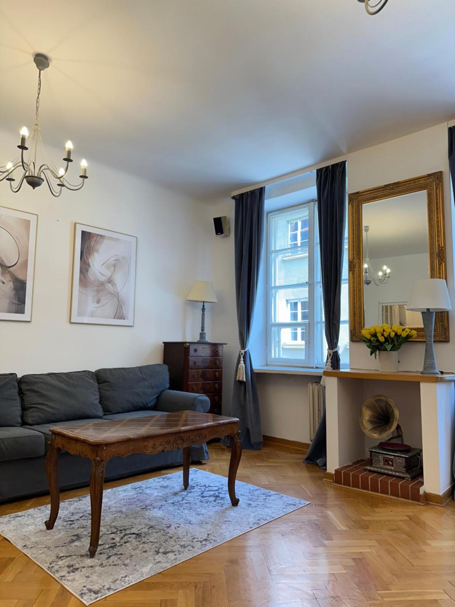 ורשה Charming Apartment At Old Town מראה חיצוני תמונה