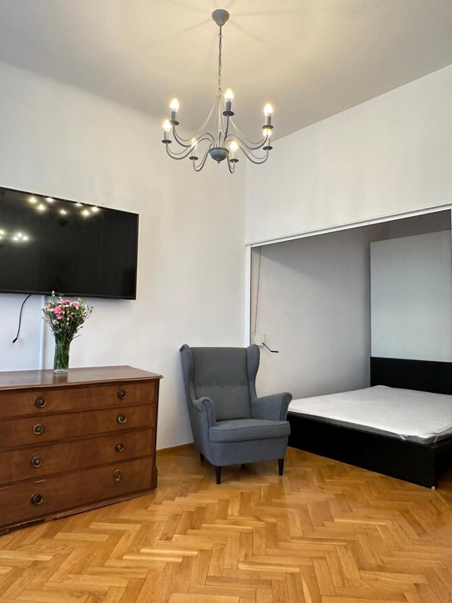 ורשה Charming Apartment At Old Town מראה חיצוני תמונה