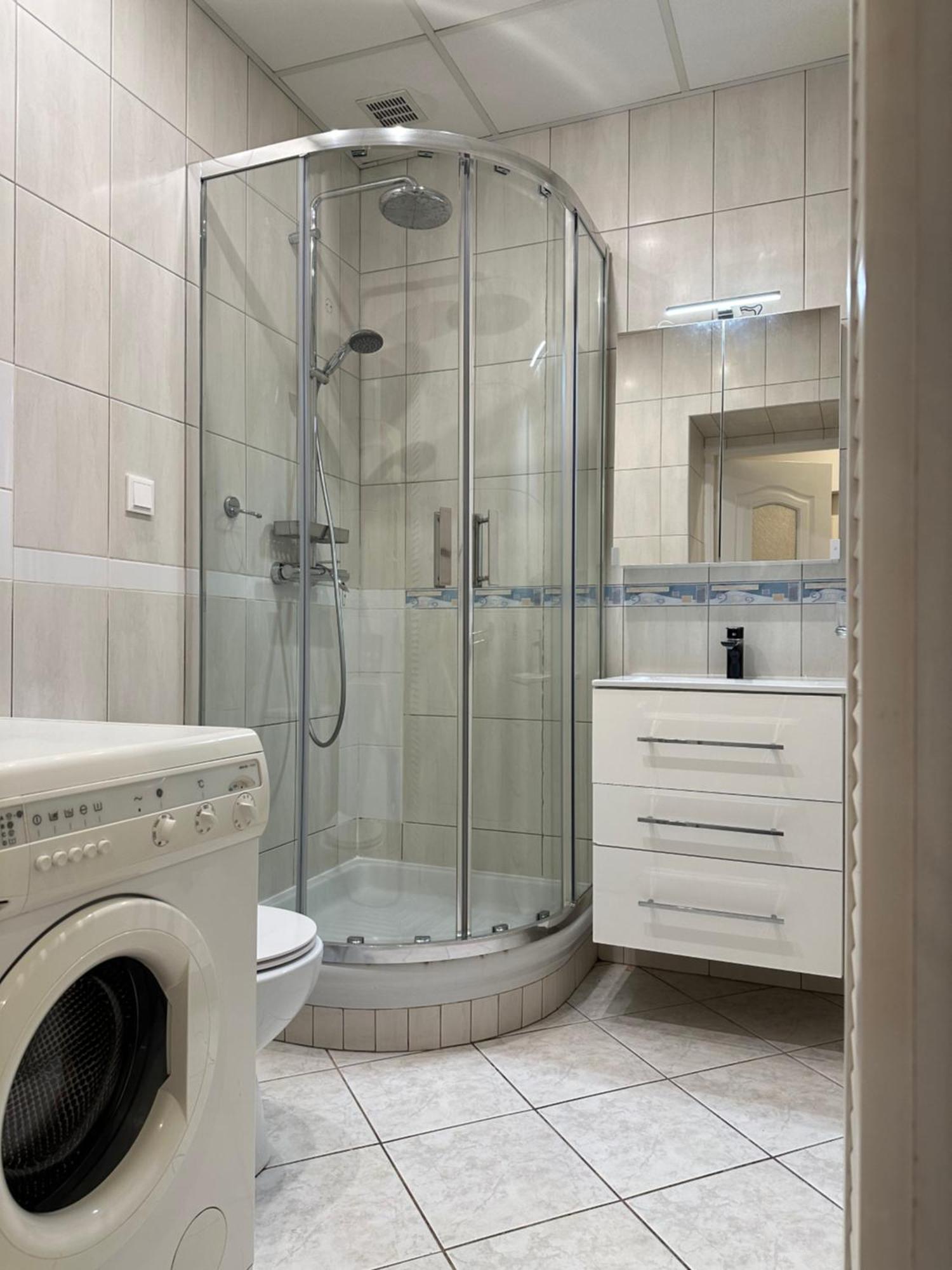 ורשה Charming Apartment At Old Town מראה חיצוני תמונה